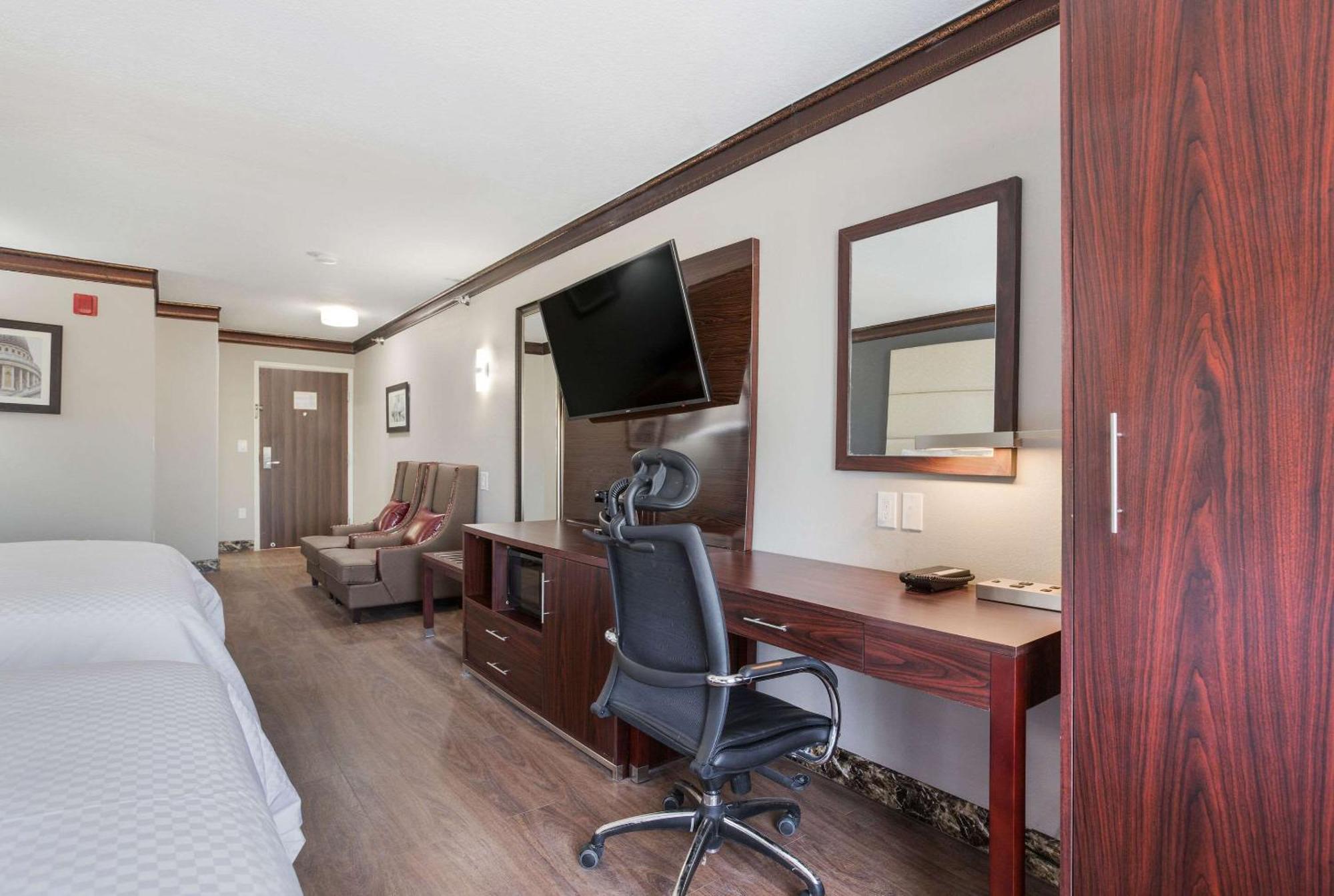 The Leo Collection Detroit, Ascend Hotel Collection Lincoln Park Экстерьер фото