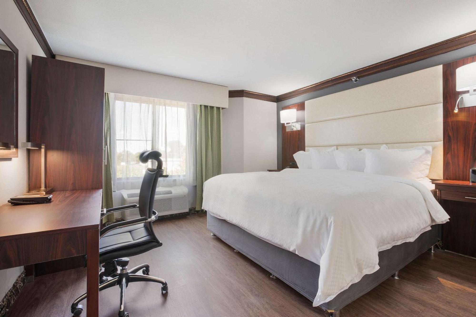 The Leo Collection Detroit, Ascend Hotel Collection Lincoln Park Экстерьер фото
