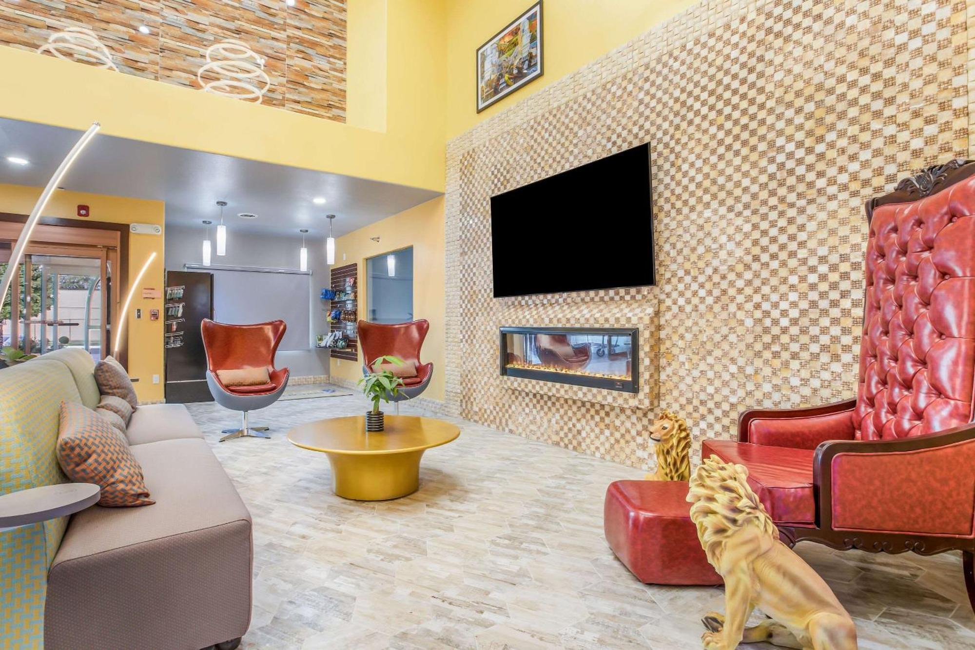 The Leo Collection Detroit, Ascend Hotel Collection Lincoln Park Экстерьер фото
